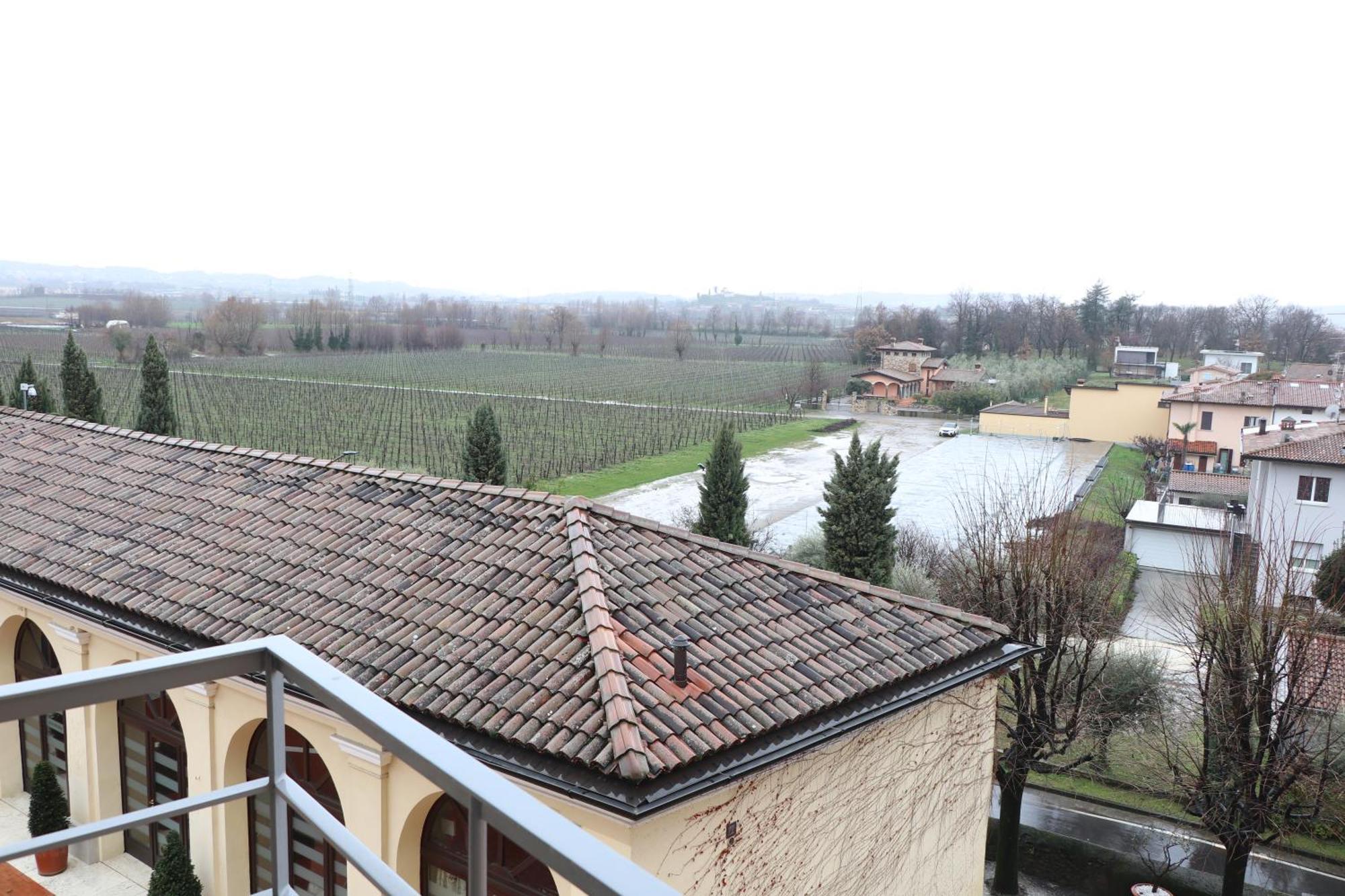 Borgo Santa Giulia Villa Corte Franca Luaran gambar