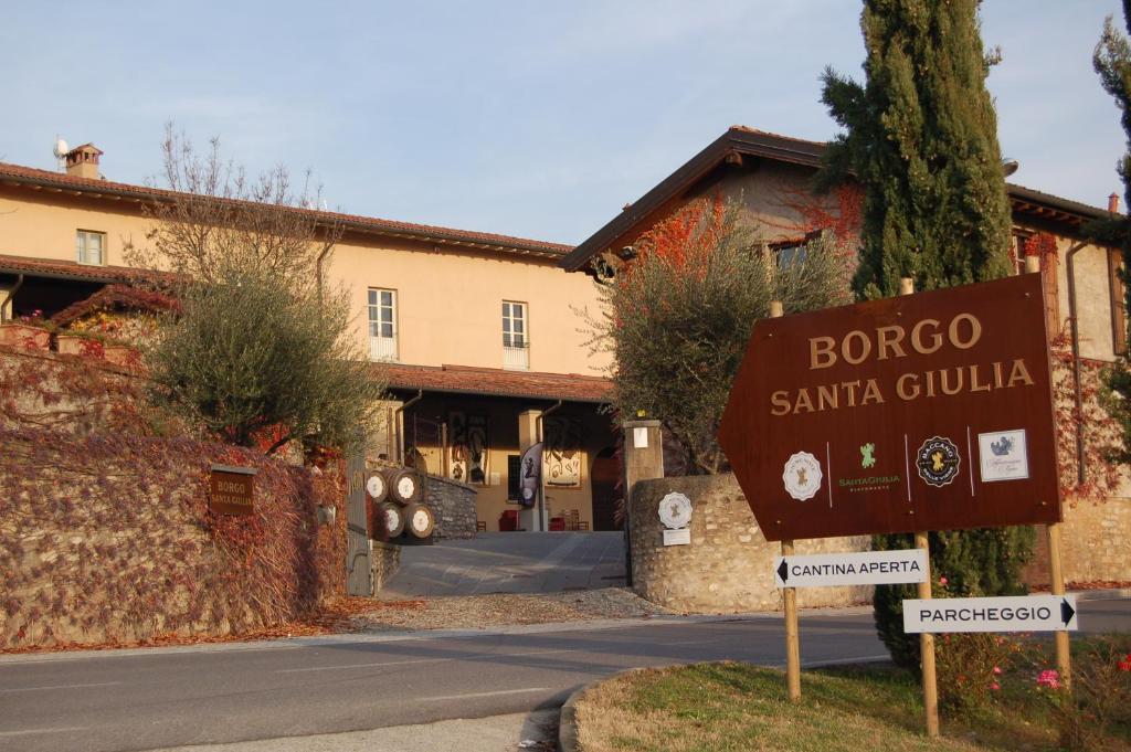 Borgo Santa Giulia Villa Corte Franca Luaran gambar