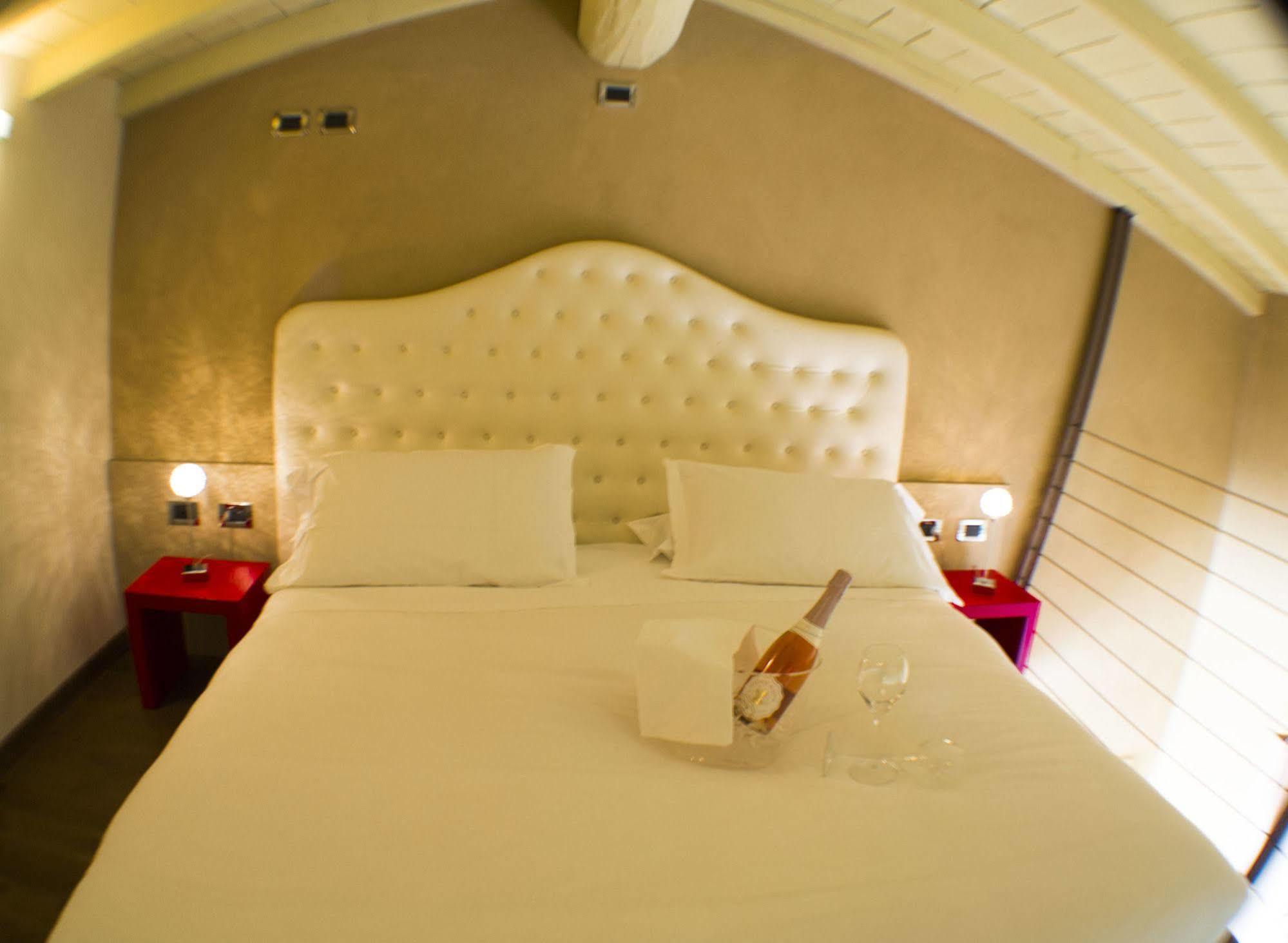 Borgo Santa Giulia Villa Corte Franca Luaran gambar